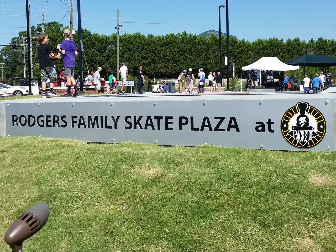 Rodgers Family Skate Plaza - view 10