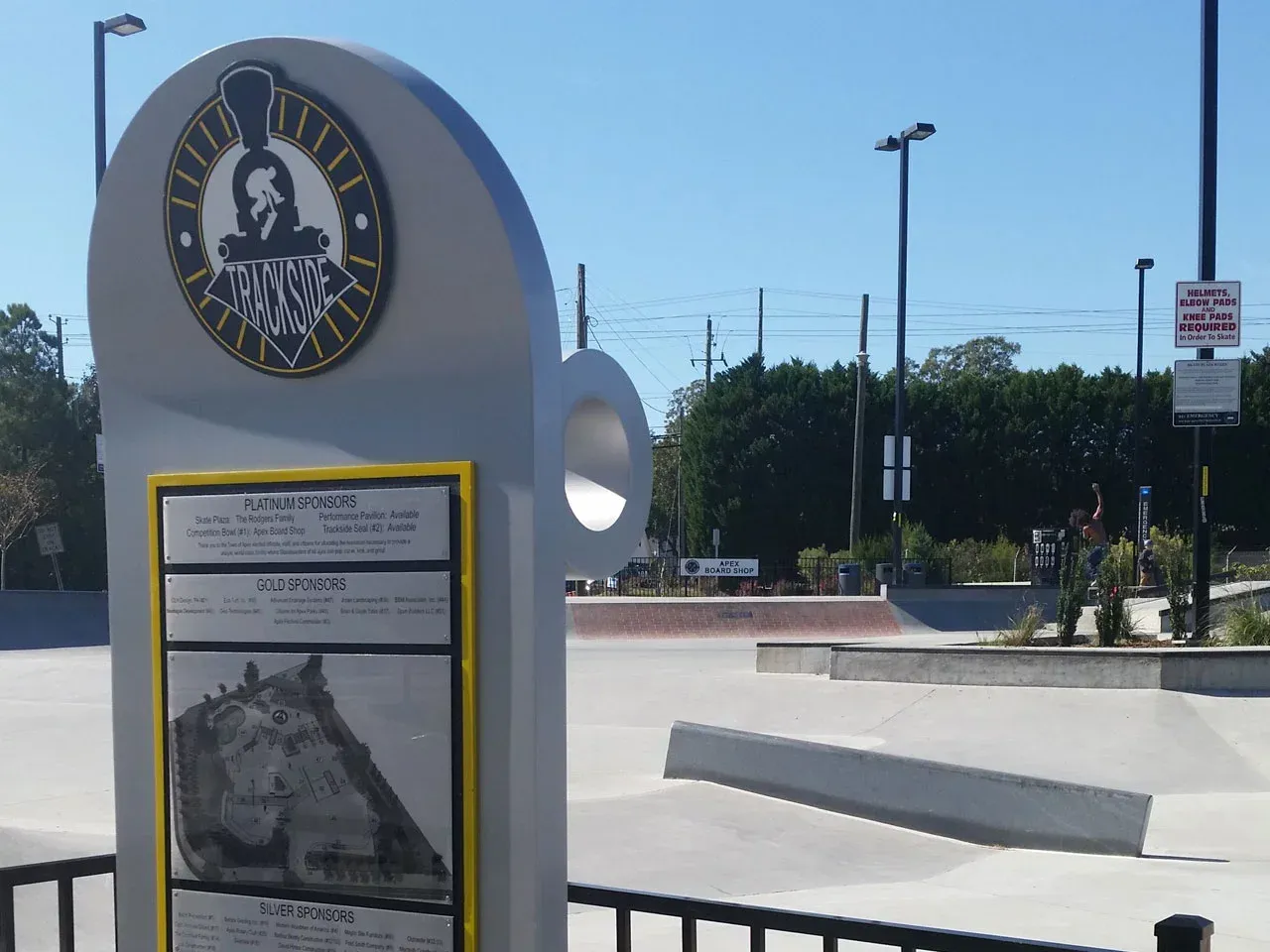 Rodgers Family Skate Plaza - view 13