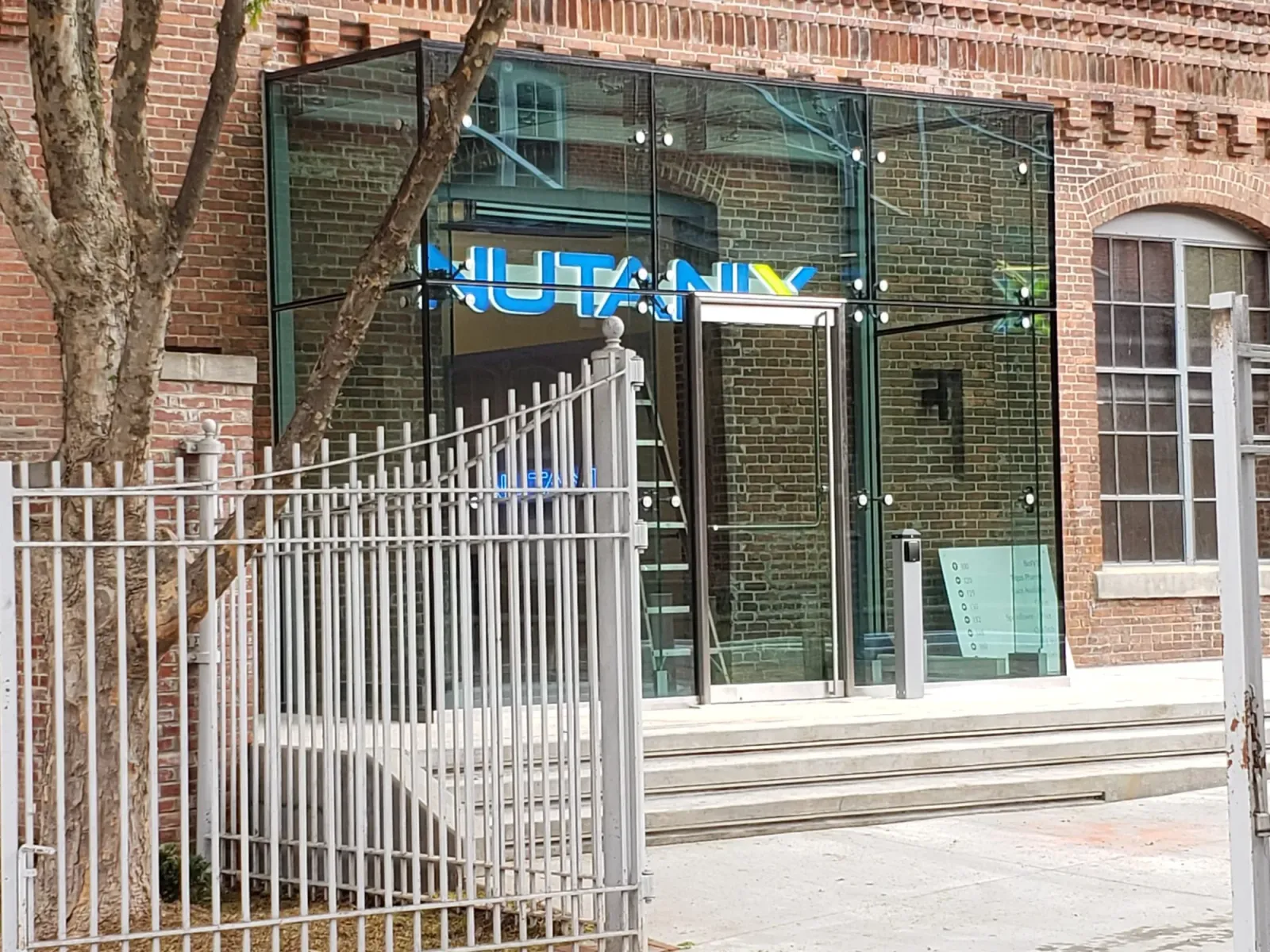 Nutanix - view 6
